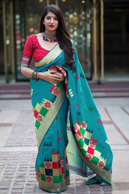 couleur bleu ciel Banarasi saris en soie