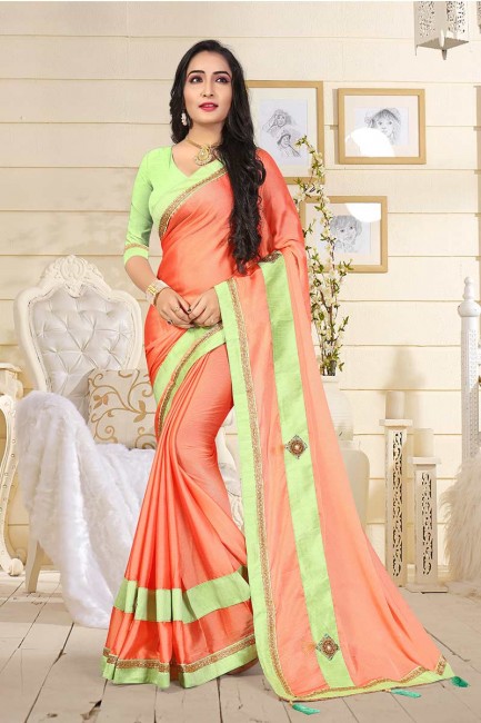 couleur orange clair en satin de soie sari
