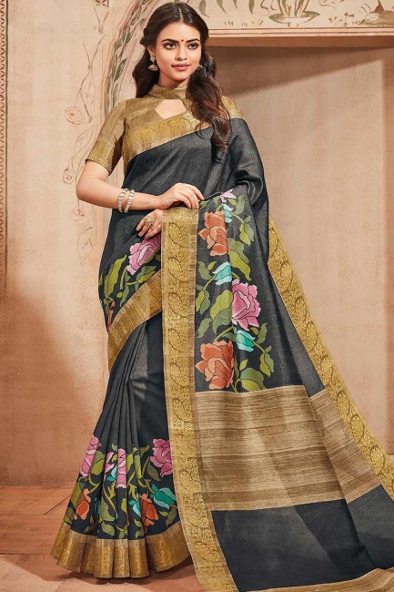 couleur noire sari de soie art