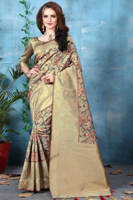 couleur beige Banarasi sari de soie art