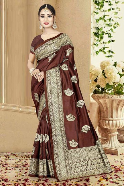 couleur brune sari de soie art