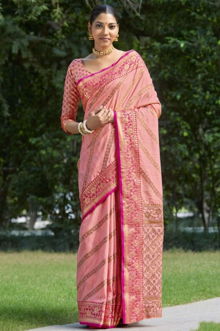 sari en soie rose avec tissage