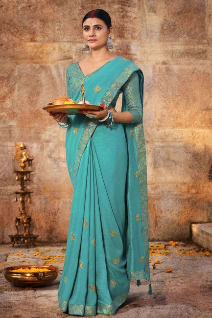 zari, sari en soie brodée en bleu avec chemisier
