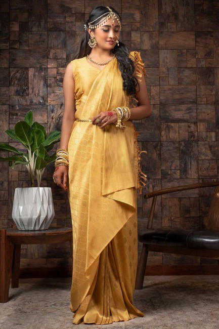 sari beige en soie grège avec tissage