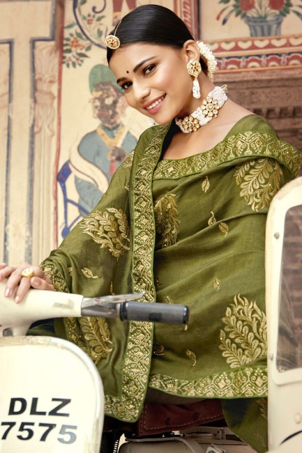 Saree en soie verte Vichitra avec broderie de designer, travail de pierre