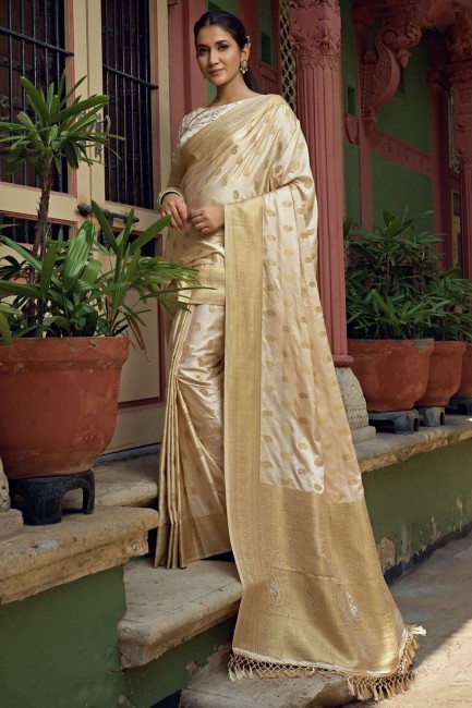 tissage art soie sari en blanc cassé avec chemisier