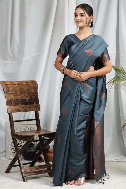 zari gris, sari brodé en soie