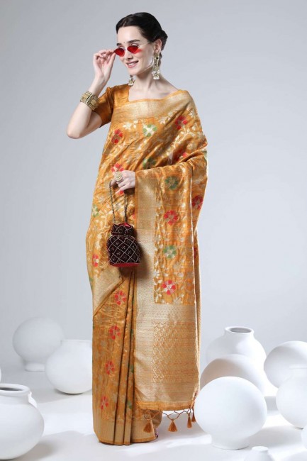 Saris jaune en soie de tussar avec zari, tissage