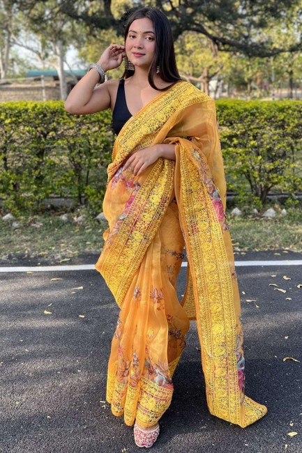 sari en organza brodé et imprimé numérique en jaune