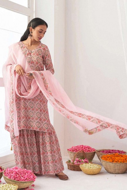 costume sharara en mousseline avec imprimé en rose