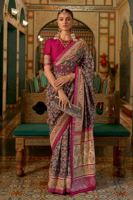 tissage patola sari en soie bleu avec chemisier