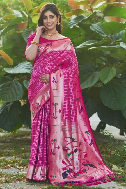 tissage de soie banarasi sari banarasi rose avec chemisier
