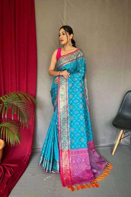 tissage sari en soie bleu patola
