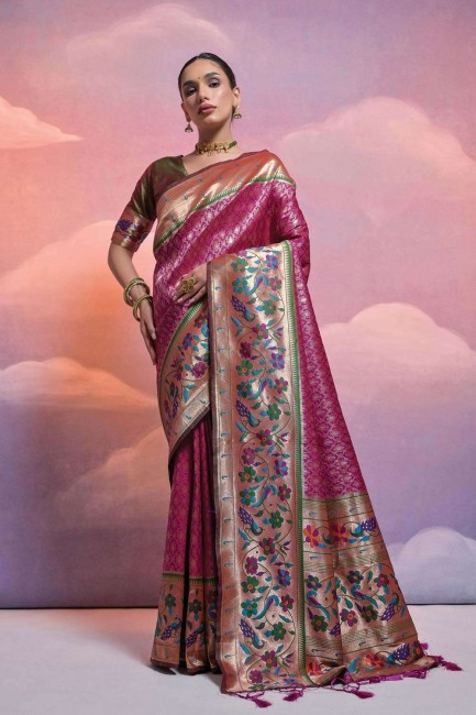 Sari blanc en soie Banarasi avec chemisier