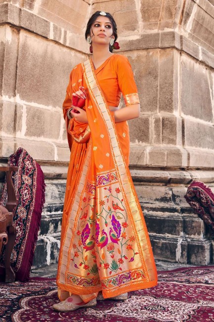 tissage banarasi soie banarasi sari en orange avec chemisier