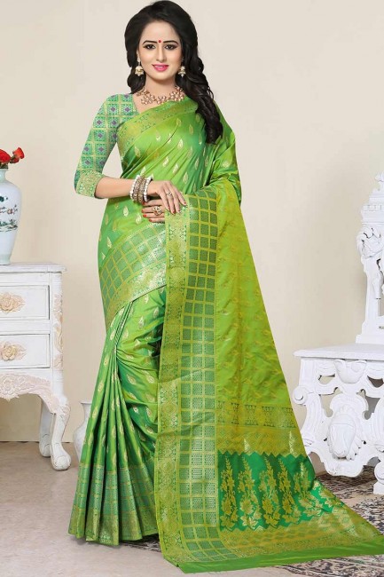 couleur verte Banarasi sari de soie art