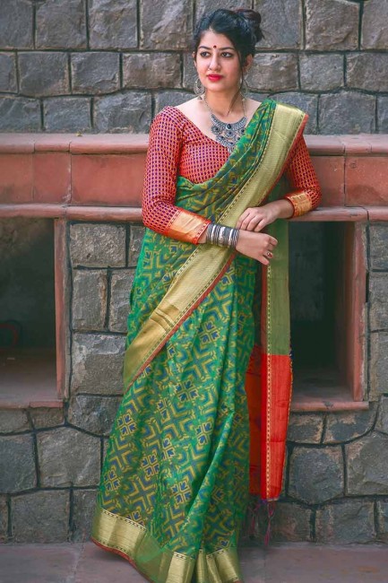 soie jacquard sari de couleur verte