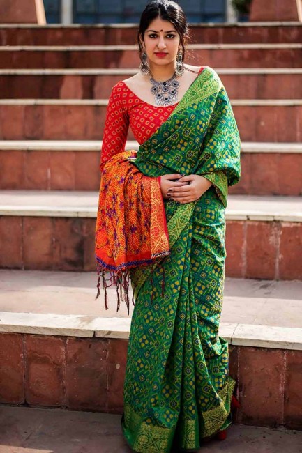 soie jacquard sari de couleur verte