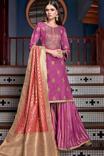 Costume s Sharara rose, magenta satin et soie