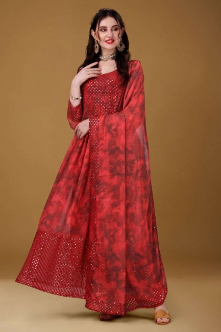 robe en georgette rouge avec broderies