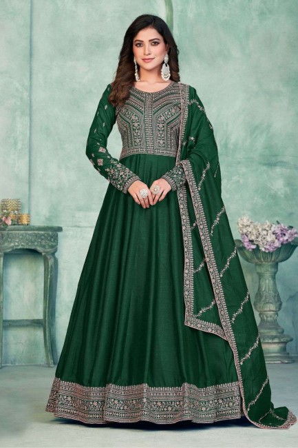 Costume Anarkali vert en soie d’art en brodé