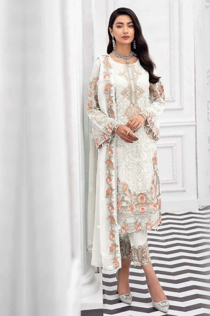 costume pakistanais brodé en georgette blanche