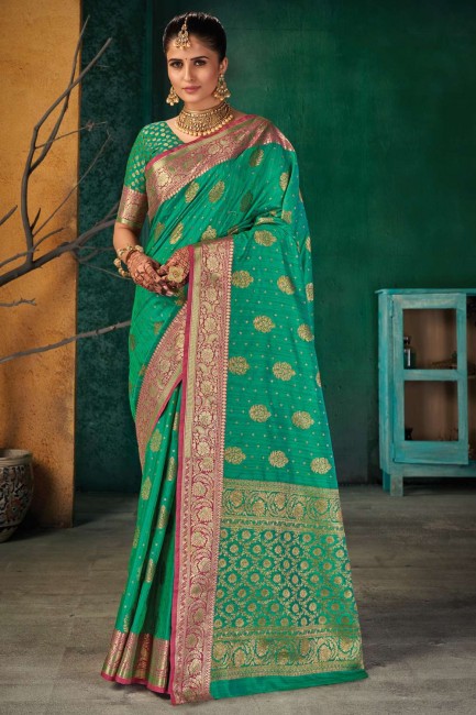 tissage de sari du sud de l'Inde en soie verte
