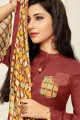 costume de couleur rouge de coton Chanderi churidar