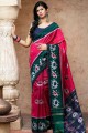 tissage de saris de soie en rose