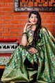 couleur verte Banarasi saris en soie