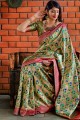 couleur dorée Banarasi saris en soie