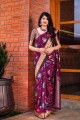 couleur pourpre Banarasi saris en soie