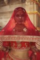 mariée en soie brodée rouge lehenga choli