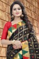 linge de couleur noire sari