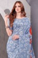 sari imprimé en bleu