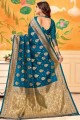 saris bleu moyen électrique du sud de l’Inde dans le tissage de la soie d’art
