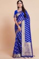bleu royal tissant le saris du sud de l’Inde en organza