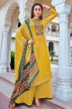 costume palazzo eid en soie jacquard jaune avec imprimé