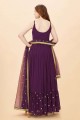 robe de soirée en soie brodée violette