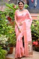 imprimé rose, bordure en dentelle sari en soie