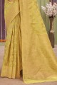 sari jaune avec tissage de lin