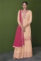 costume pakistanais en fausse georgette couleur pêche avec broderies