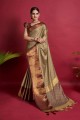 Tissage de soie beige sari avec chemisier