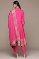 Costume Anarkali en crêpe imprimé rose