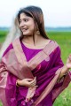 sari violet en lin avec zari, tissage