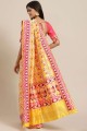tissage du sari banarasi en soie banarasi jaune