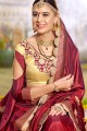 satin de soie sari de couleur rouge bordeaux