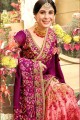 pourpre, filet rose et sari en soie d'art
