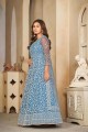 Costume Anarkali bleu ciel brodé en filet avec Dupatta