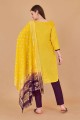 salwar kameez jaune imprimé jacquard avec dupatta